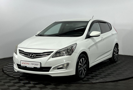 Hyundai Solaris хэтчбек 2016 года с пробегом 126 000 км