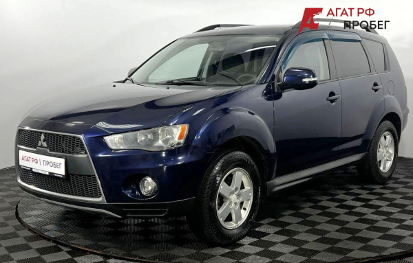 Mitsubishi Outlander 2012 года с пробегом 205 205 км, фото 1