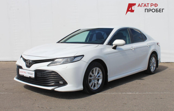 Toyota Camry 2018 года с пробегом 195 555 км, фото 1