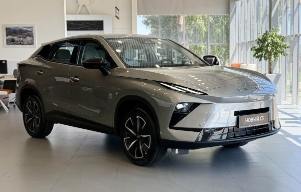 OMODA C5 NG 1.5T робот. Стиль НП