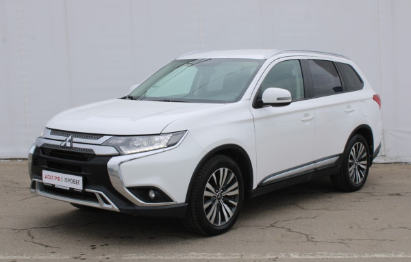 Mitsubishi Outlander 2019 года с пробегом 304 554 км, фото 1