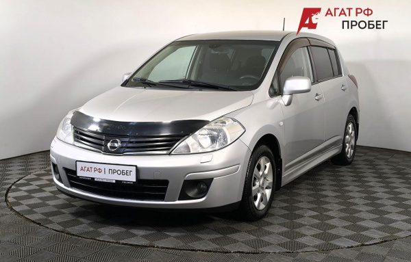Nissan Tiida 2010 года с пробегом 186 989 км, фото 1