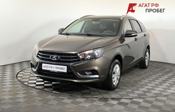 LADA Vesta [Универсал] SW 2021 года с пробегом 65 034 км, фото 1