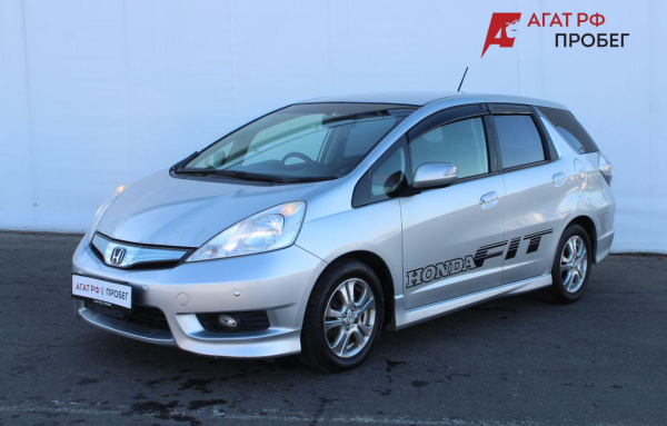 Honda Fit Shuttle 2012 года с пробегом 168 660 км, фото 1