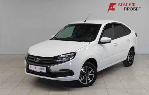 LADA Granta лифтбек 2024 года с пробегом 24 747 км, фото 1