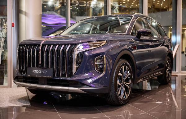 Hongqi HS7 II 2.0T Бизнес (Executive)