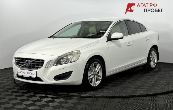 Volvo S60 2012 года с пробегом 134 204 км, фото 1