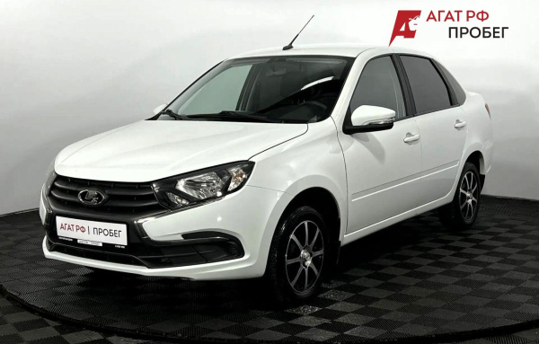 LADA Granta седан 2023 года с пробегом 38 195 км, фото 1