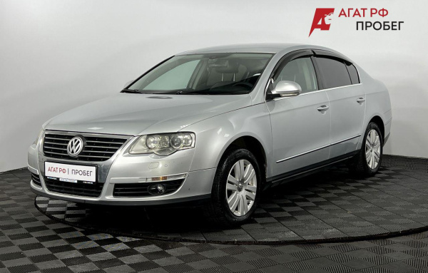 Volkswagen Passat B6 2008 года с пробегом 260 479 км, фото 1