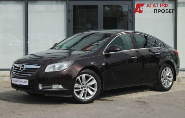 Opel Insignia 2013 года с пробегом 161 645 км, фото 1