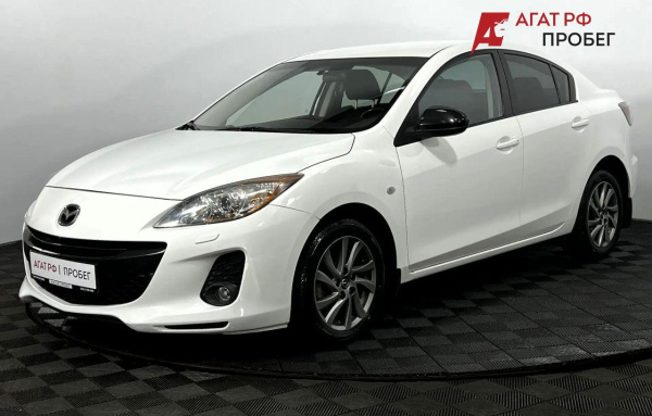Mazda 3 седан 2013 года с пробегом 143 823 км, фото 1