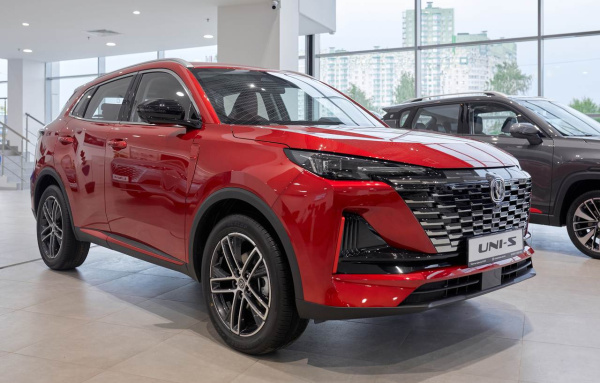 Changan UNI-S 1.5T DCT Tech+ 24PY Changan UNI-S 1.5T DCT Tech+ 24PY