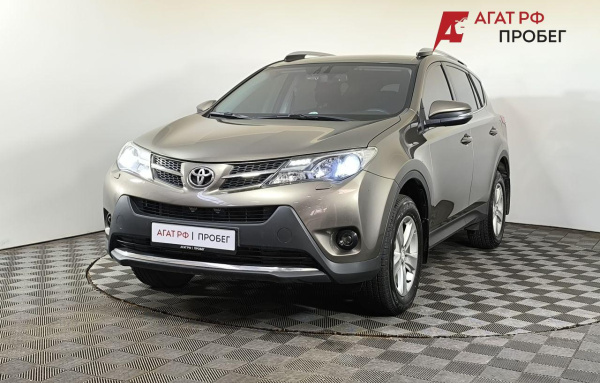 Toyota RAV 4 2014 года с пробегом 178 325 км, фото 1