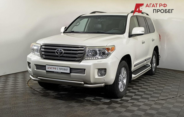 Toyota Land Cruiser 200 2013 года с пробегом 261 686 км, фото 1