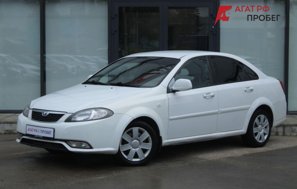 Daewoo Gentra 2013 года с пробегом 105 678 км, фото 1