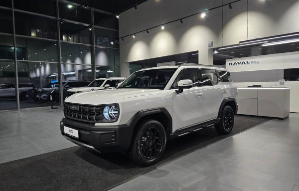 Haval PRO H3 I Рестайлинг Премиум 1,5T полный привод робот. (177 л.с.) 26 г.в. 26 м.г.