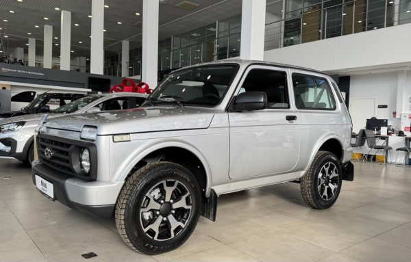 LADA 3 дв. Legend Черная серия Black