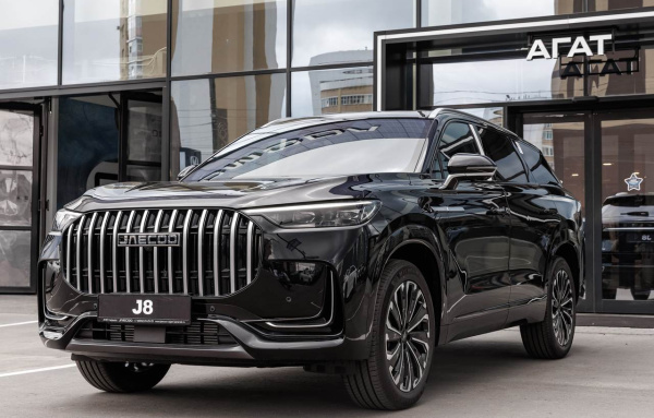 JAECOO J8 2.0T 7ст. робот. Престиж черн. салон 4ПП 26 г.в.