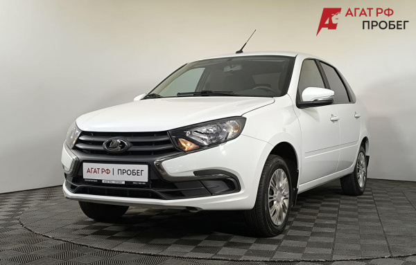 LADA Granta седан 2023 года с пробегом 38 357 км, фото 1