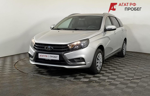 LADA Vesta [Универсал] SW 2021 года с пробегом 72 056 км, фото 1