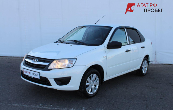 LADA Granta седан 2018 года с пробегом 93 034 км, фото 1