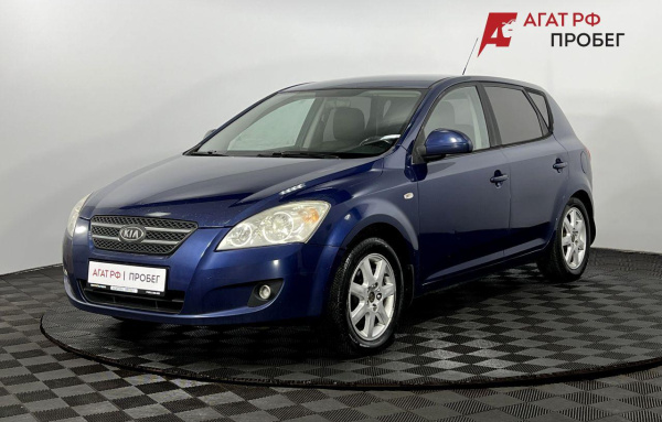 Kia Cee'd 2009 года с пробегом 205 200 км, фото 1