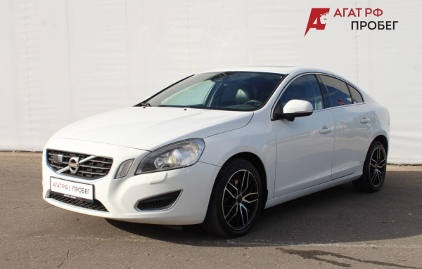 Volvo S60 2012 года с пробегом 186 974 км, фото 1