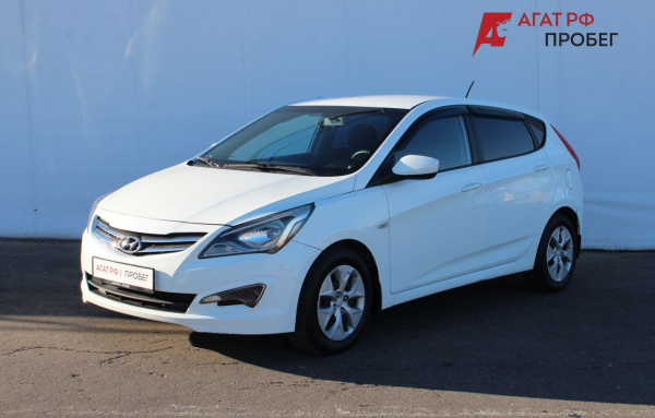 Hyundai Solaris хэтчбек 2014 года с пробегом 104 230 км, фото 1