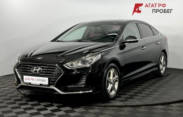 Hyundai Sonata 2018 года с пробегом 208 040 км, фото 1