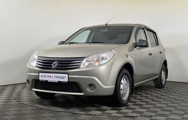 Renault Sandero 2013 года с пробегом 128 766 км, фото 1
