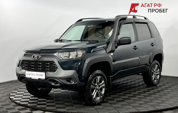 LADA Niva Travel 2023 года с пробегом 56 553 км, фото 1