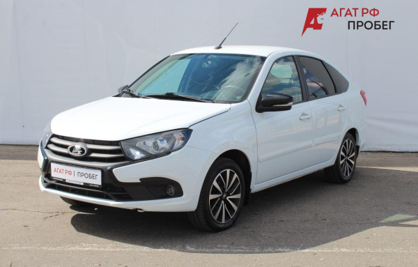 LADA Granta лифтбек 2022 года с пробегом 71 458 км, фото 1