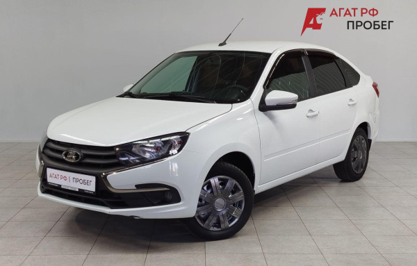 LADA Granta лифтбек 2023 года с пробегом 72 546 км, фото 1