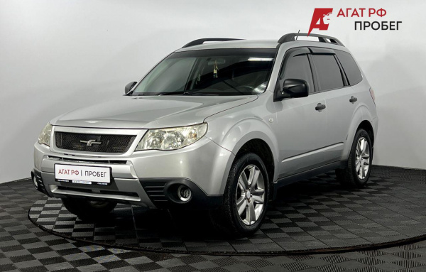 Subaru Forester 2011 года с пробегом 221 000 км, фото 1