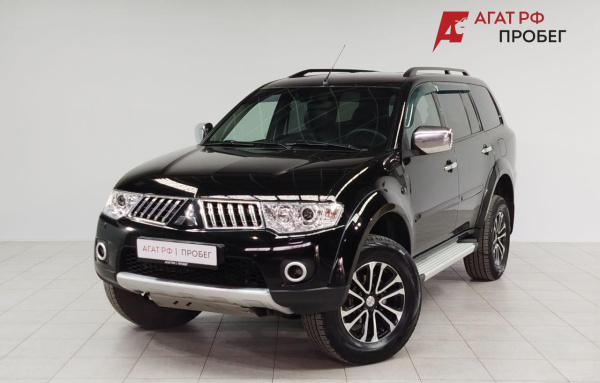 Mitsubishi Pajero Sport 2012 года с пробегом 202 496 км, фото 1