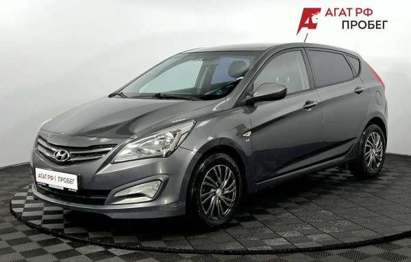 Hyundai Solaris хэтчбек 2015 года с пробегом 188 290 км, фото 1