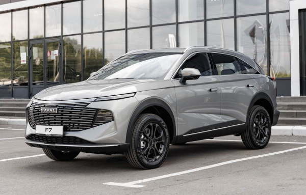 Haval F7 II Рестайлинг Премиум 2.0T робот. полный привод (200 л.с.) 26 г.в. 26 м.г.