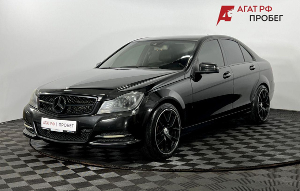 Mercedes-Benz C-Класс седан 2012 года с пробегом 217 224 км, фото 1