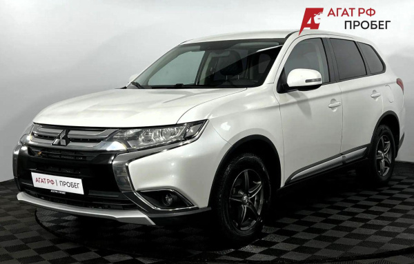 Mitsubishi Outlander 2018 года с пробегом 155 734 км, фото 1