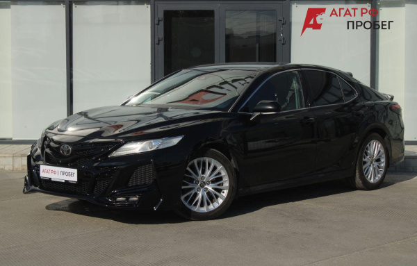 Toyota Camry 2018 года с пробегом 208 160 км, фото 1