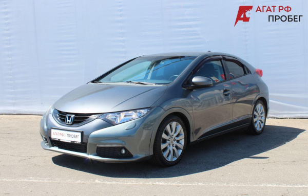 Honda Civic 2012 года с пробегом 226 808 км, фото 1