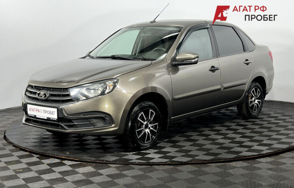 LADA Granta седан 2021 года с пробегом 72 905 км, фото 1