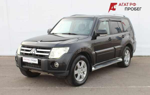 Mitsubishi Pajero 2008 года с пробегом 296 506 км, фото 1