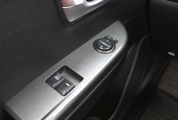 Kia Rio 2016 года с пробегом 72 529 км, фото 18
