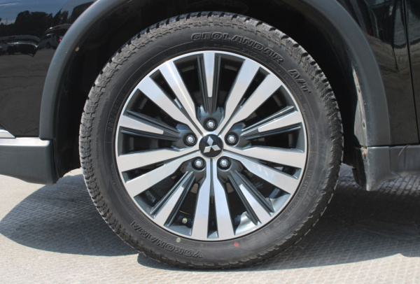 Mitsubishi Outlander 2019 года с пробегом 68 018 км, фото 11