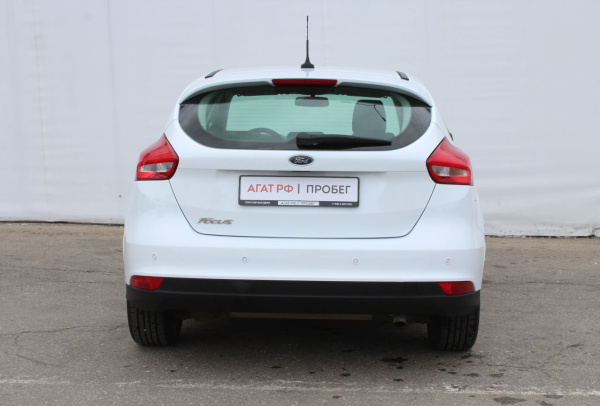Ford Focus 2017 года с пробегом 145 856 км, фото 6