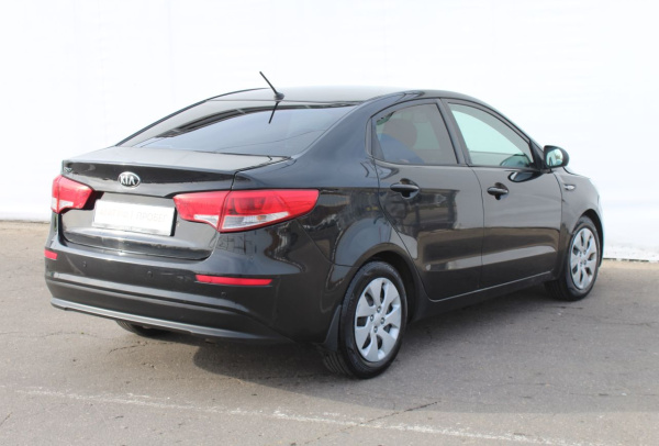 Kia Rio 2016 года с пробегом 72 529 км, фото 5