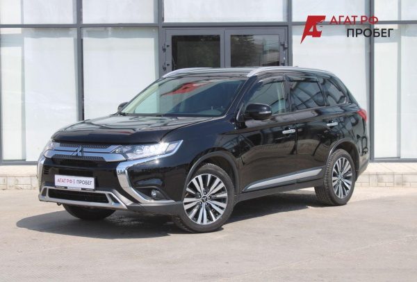 Mitsubishi Outlander 2019 года с пробегом 68 018 км, фото 1
