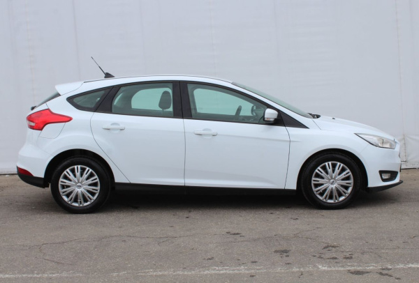 Ford Focus 2017 года с пробегом 145 856 км, фото 4