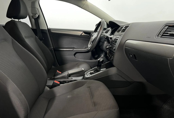Volkswagen Jetta 2015 года с пробегом 166 180 км, фото 13